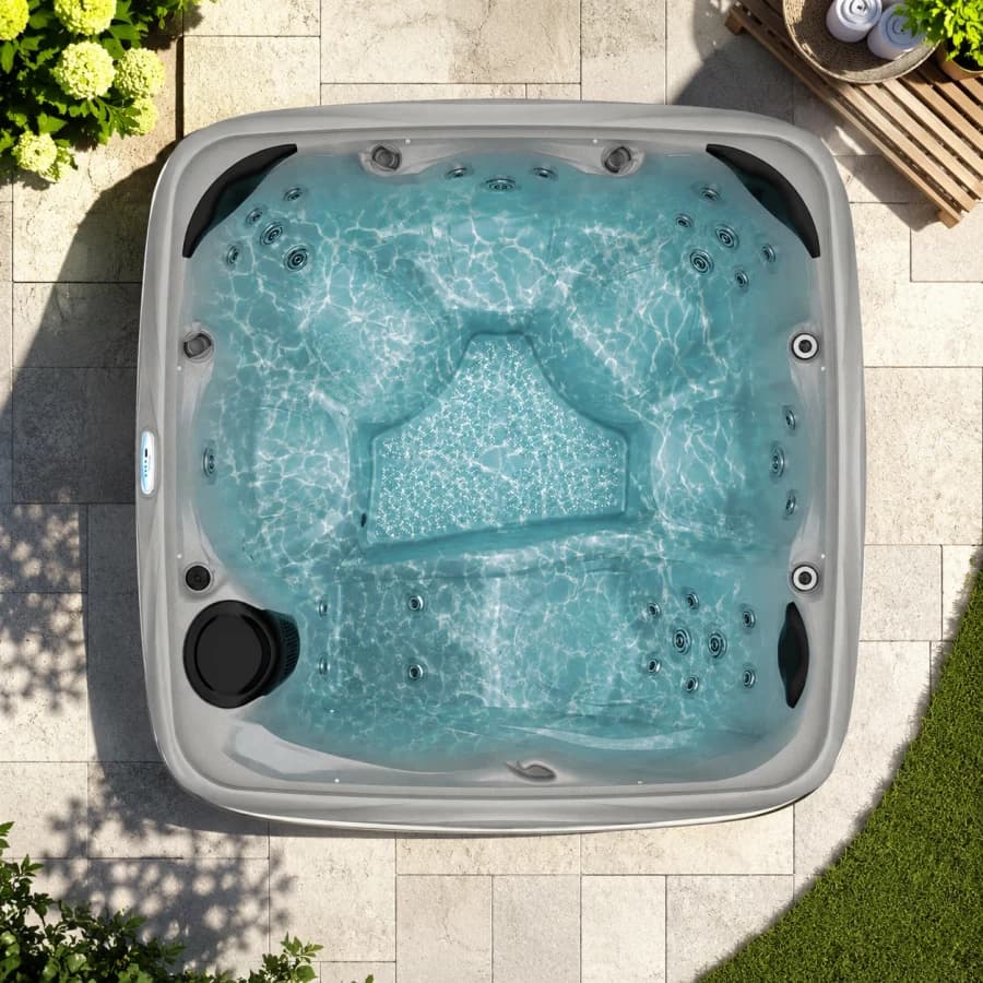 DreamMaker Spas 730L Hot Tub