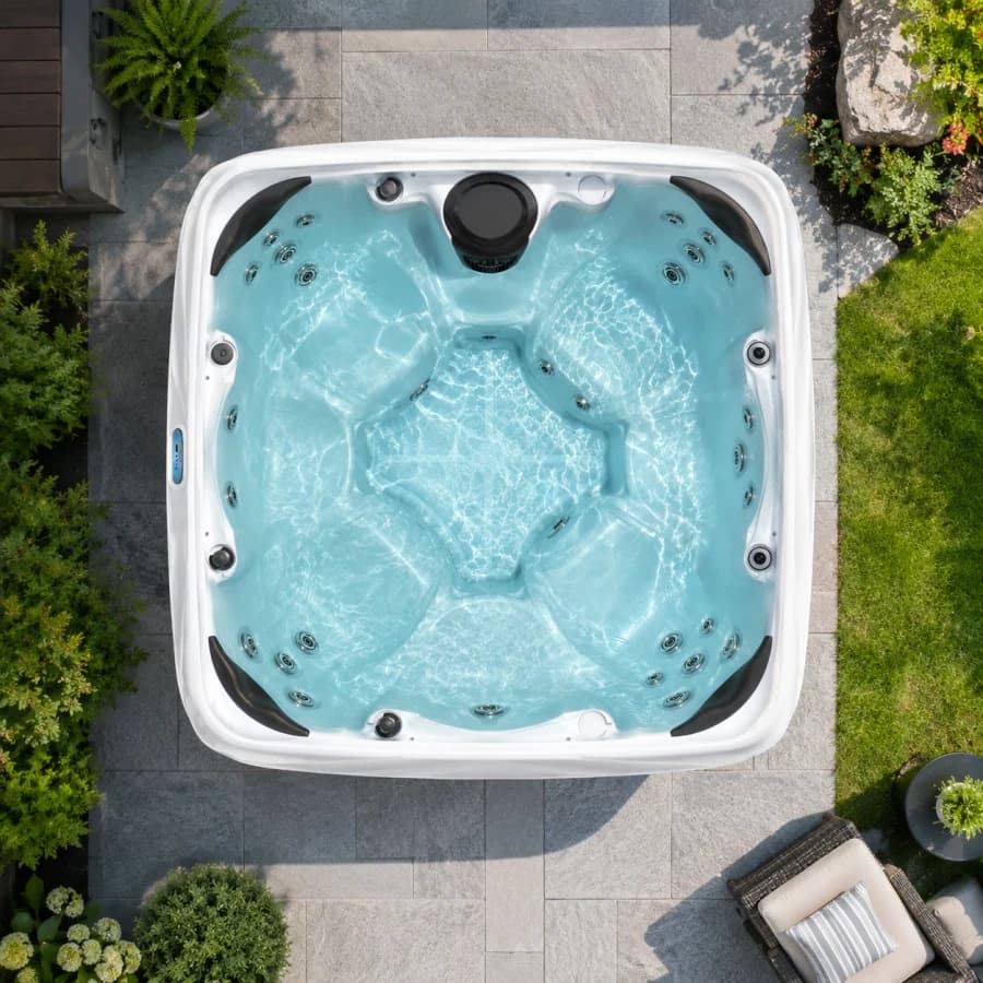 DreamMaker Spas 730S Hot Tub