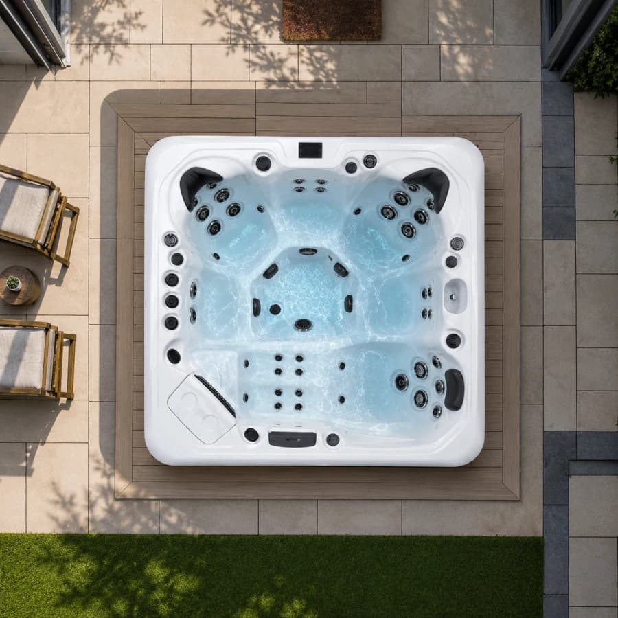 Platinum Spas Santorini Hot Tub